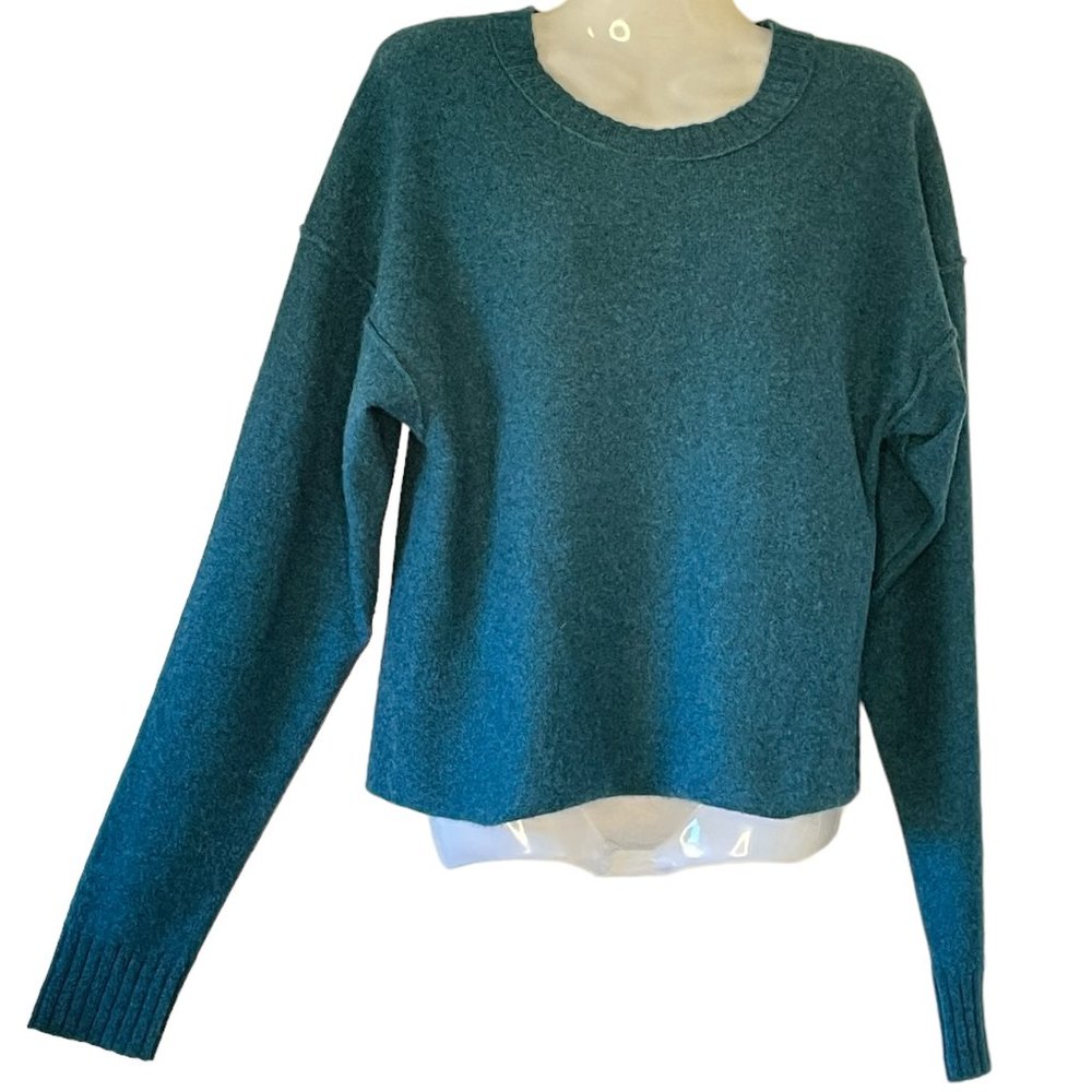 Free People Cashmere Teal Heather Sweater with Ribbed Neckline and Cuffs   XS